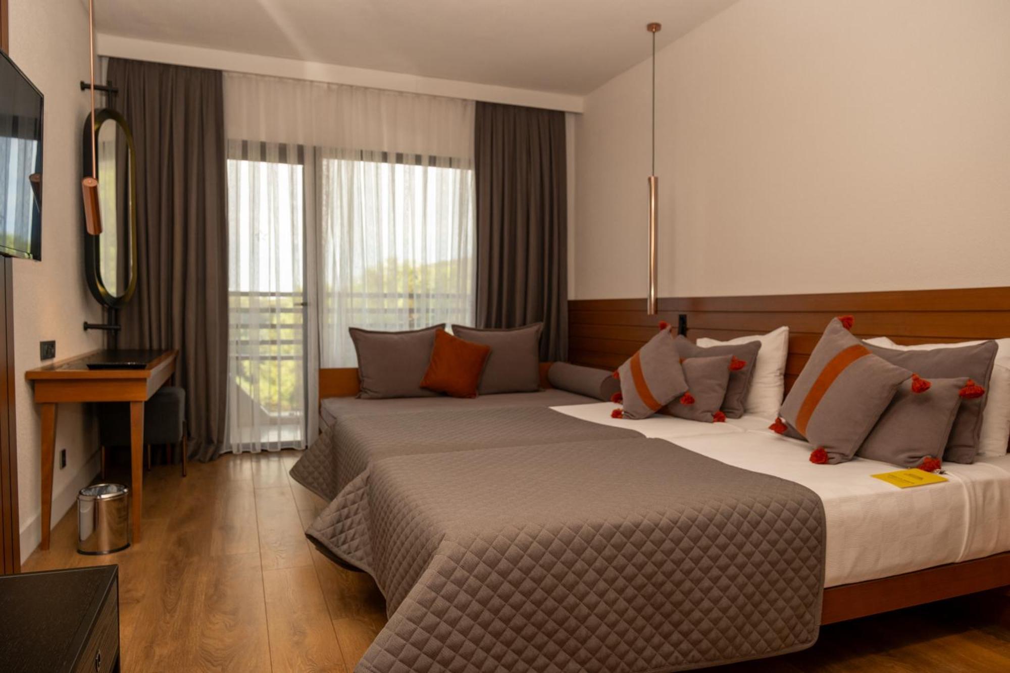 Hotel Tui Magic Life Sarigerme Exterior foto
